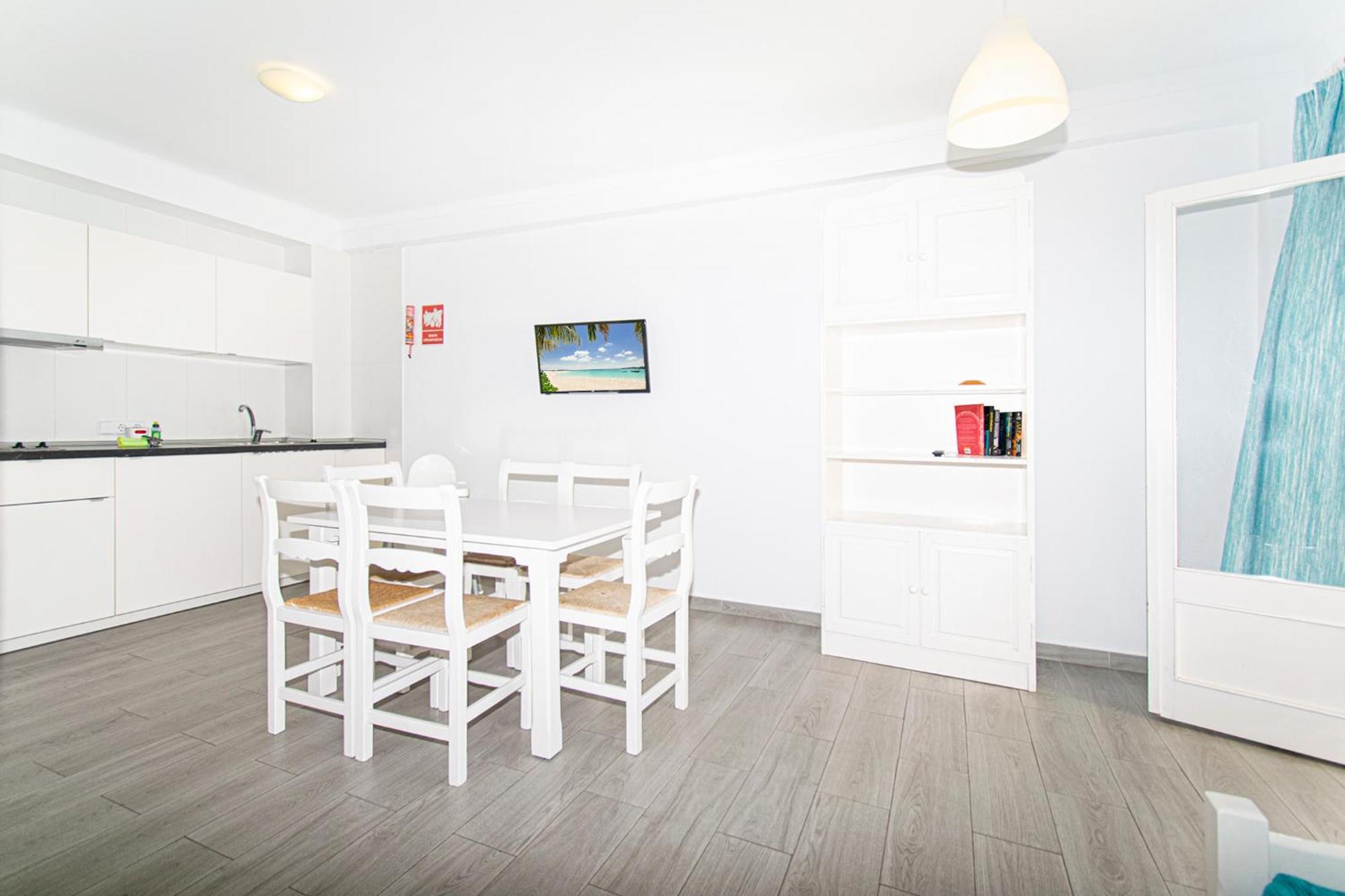 Apartamentos Falco Порт де Пойенса Екстериор снимка